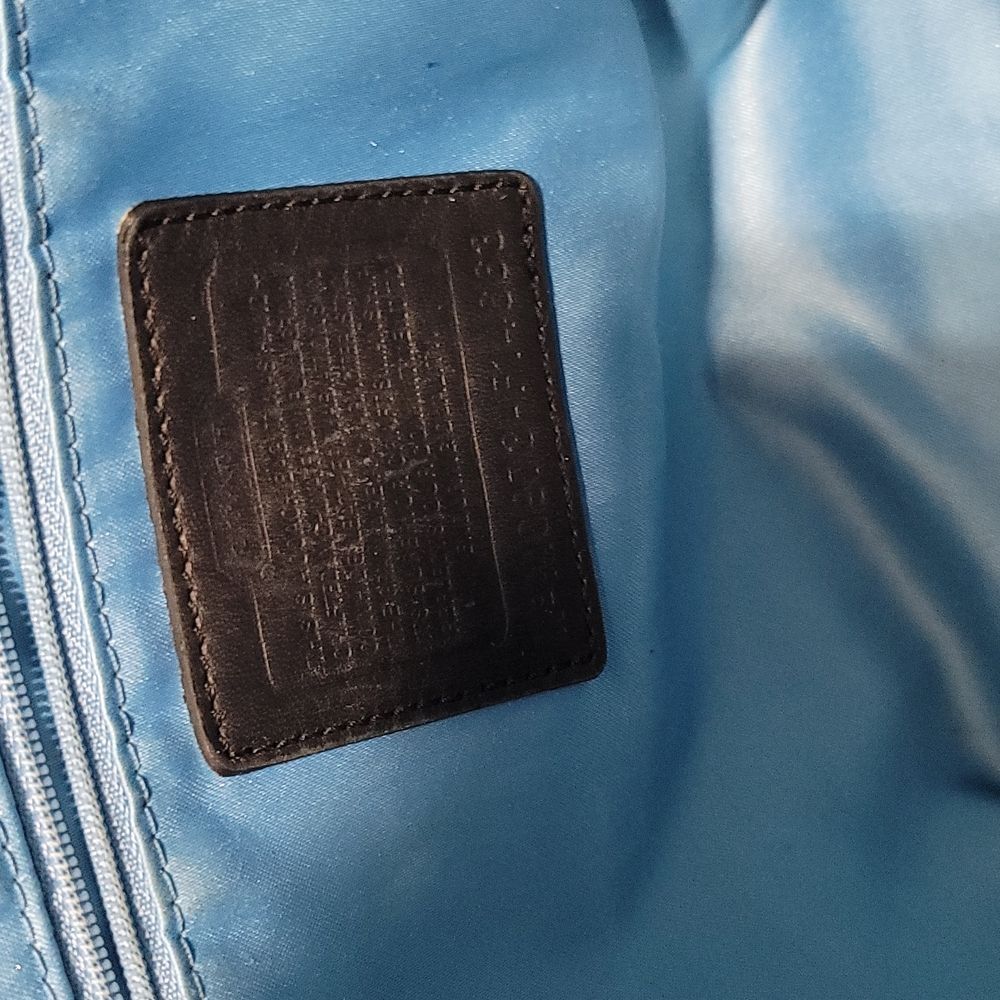 Authentic Preloved Coach F14663 Leah Patent Leather Tote - Picture 7 of 9